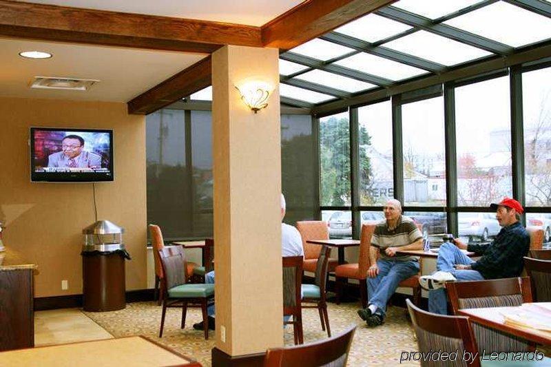 Hotel Hampton Erie-south Kearsarge