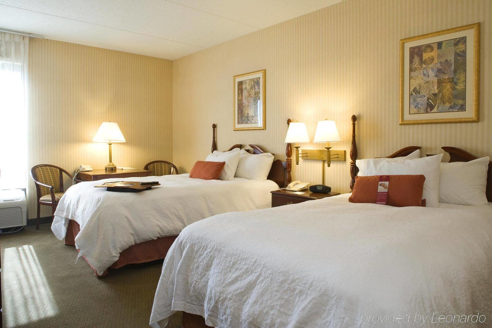 Hampton Erie-south Hotel 3*
